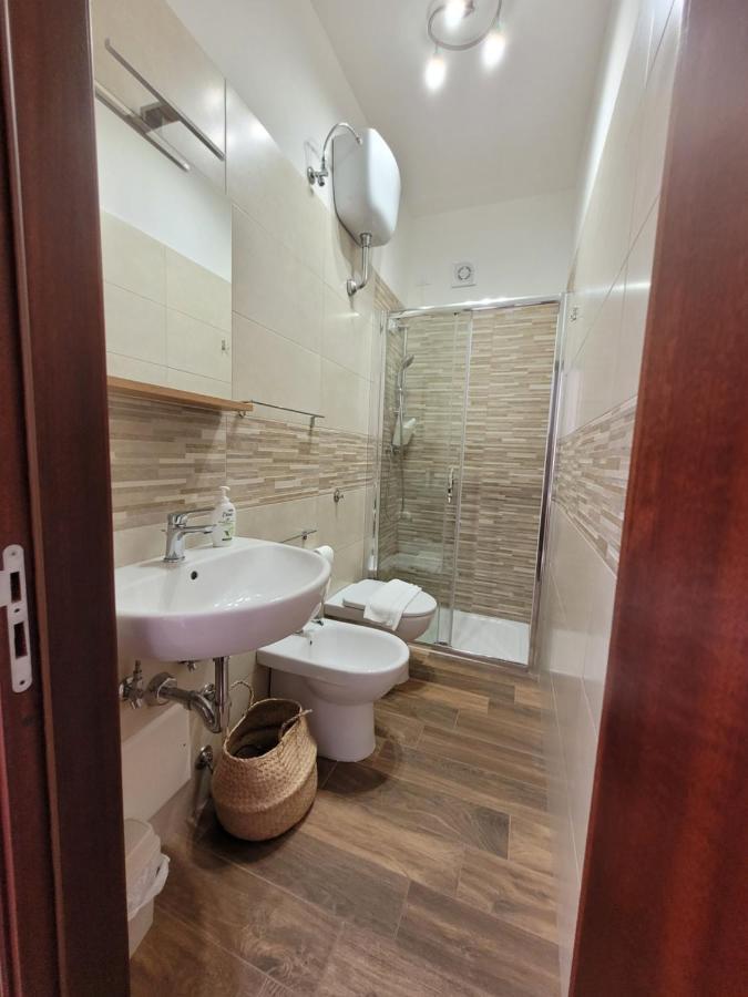 Вилла Casa "Paolo E Francesca" Monolocali Шилла Экстерьер фото